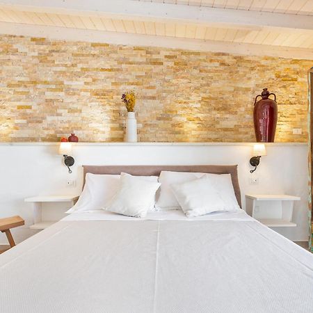 Dimora Ferente Hotell Salve Exteriör bild