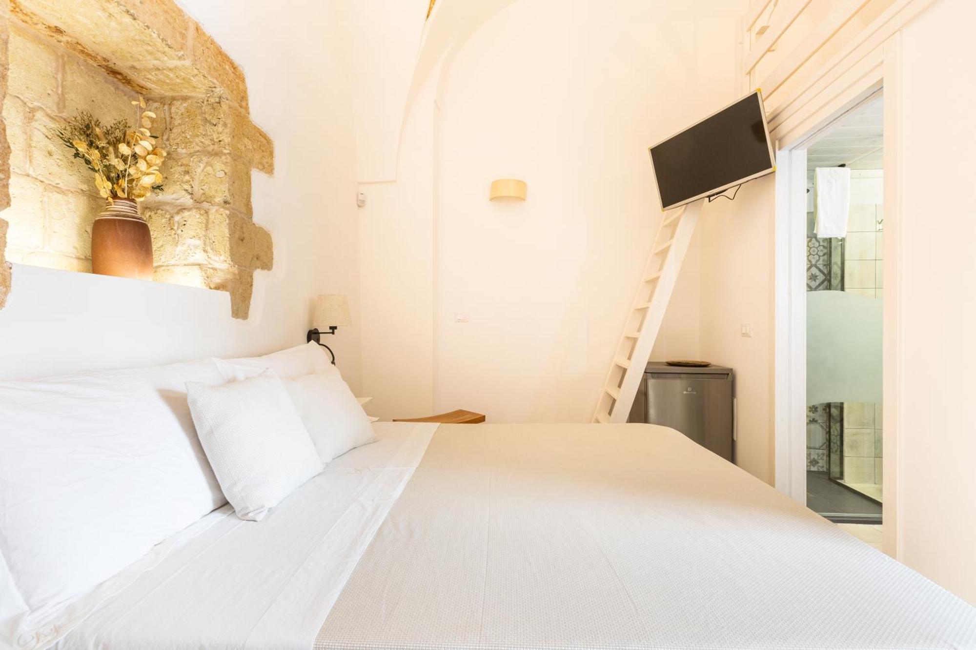 Dimora Ferente Hotell Salve Exteriör bild