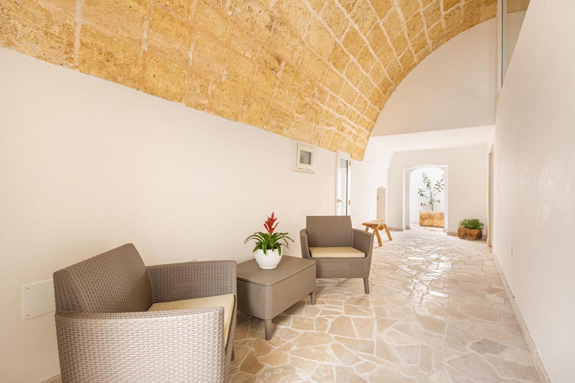 Dimora Ferente Hotell Salve Exteriör bild